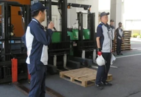 Training for safely operating/driving forklifts