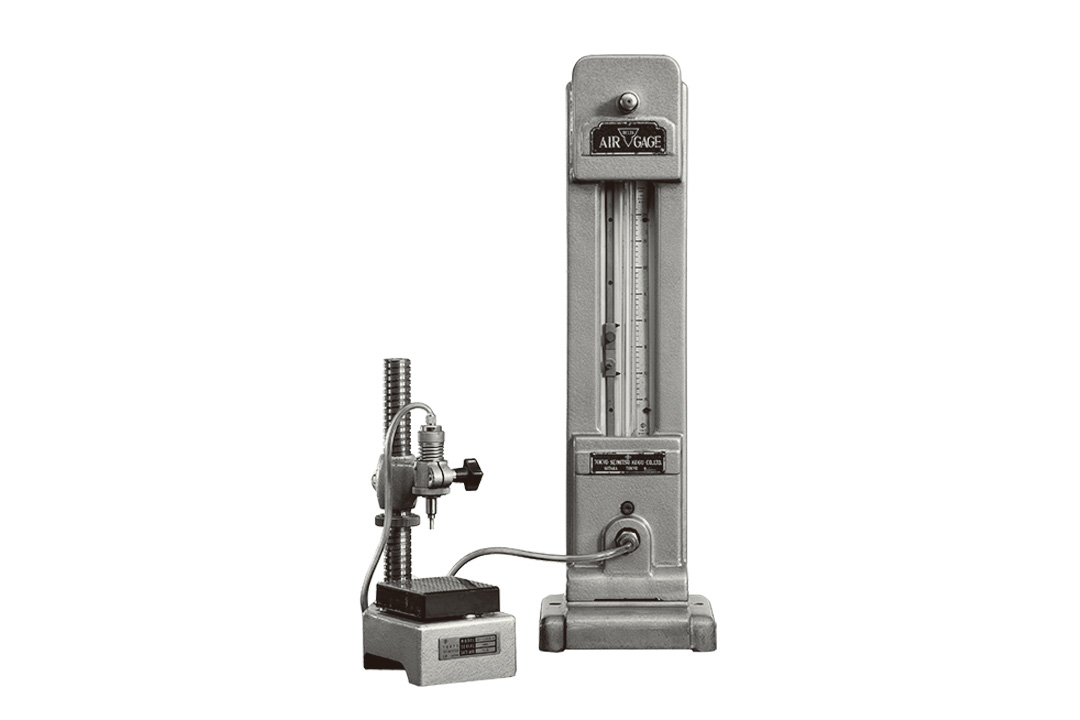 Developed and commercialized Japan's first air micrometer