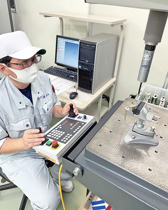 三次元座標測定機 ZEISS DuraMax® 測定の様子